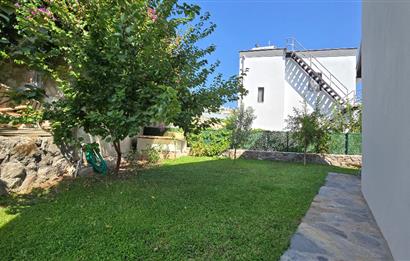 Bodrum Gündoğan Küçükbükte Denize 400m Mesafede Kiralık Eşyalı 2+1 Daire