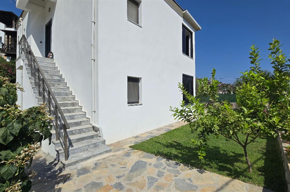 Bodrum Gündoğan Küçükbükte Denize 400m Mesafede Kiralık Eşyalı 2+1 Daire