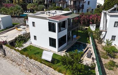 Bodrum Gündoğan Küçükbükte Denize 400m Mesafede Kiralık Eşyalı 2+1 Daire