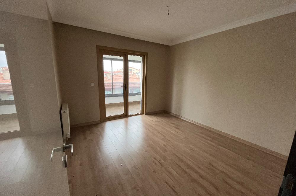 UFUKTEPE NED SEYR-İ ANKARA SİTESİNDE 3+1 FULL ANKARA MANZARALI