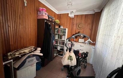 ATAKENT'TE PRESTİJLİ KONUMDA 6+2 TRİPLEX VİLLA