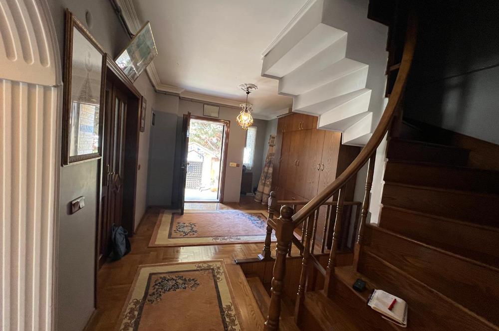 ATAKENT'TE PRESTİJLİ KONUMDA 6+2 TRİPLEX VİLLA