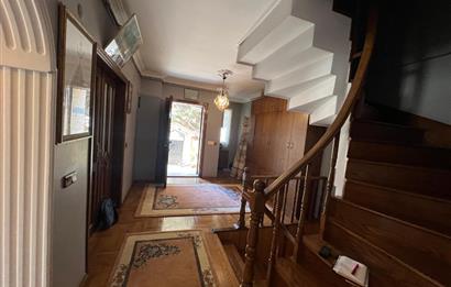 ATAKENT'TE PRESTİJLİ KONUMDA 6+2 TRİPLEX VİLLA