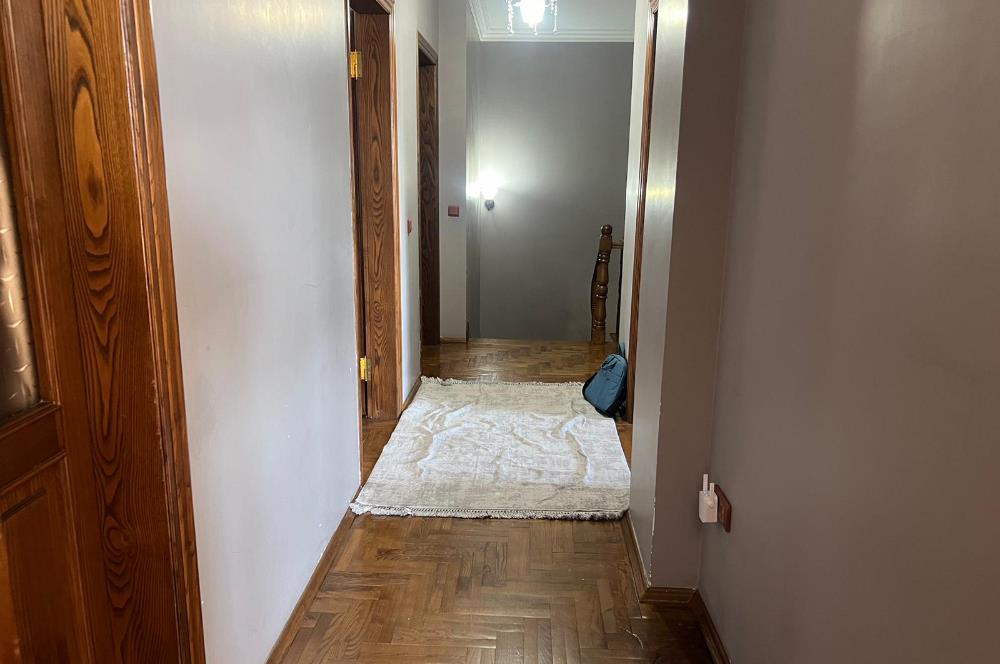 ATAKENT'TE PRESTİJLİ KONUMDA 6+2 TRİPLEX VİLLA