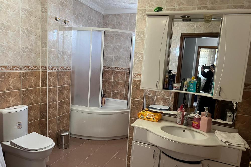 ATAKENT'TE PRESTİJLİ KONUMDA 6+2 TRİPLEX VİLLA