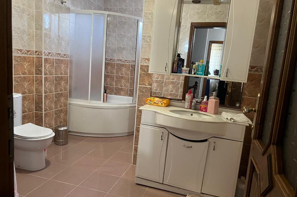 ATAKENT'TE PRESTİJLİ KONUMDA 6+2 TRİPLEX VİLLA