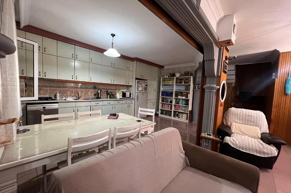 ATAKENT'TE PRESTİJLİ KONUMDA 6+2 TRİPLEX VİLLA