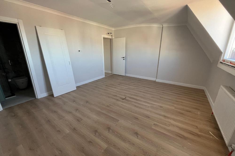 SAHİLE YÜRÜME MESAFELİ DENİZ MANZARALI ULTRA LÜX 4+2 DUBLEKS