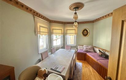 Sarıyer'de Deniz Manzaralı Satılık 4 Katlı Müstakil Ev Eşyalı