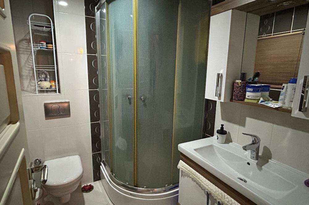 Atatürk Bulvarı'nda Deniz & Liman Manzaralı Lüks Daire