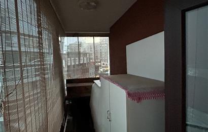 Atatürk Bulvarı'nda Deniz & Liman Manzaralı Lüks Daire