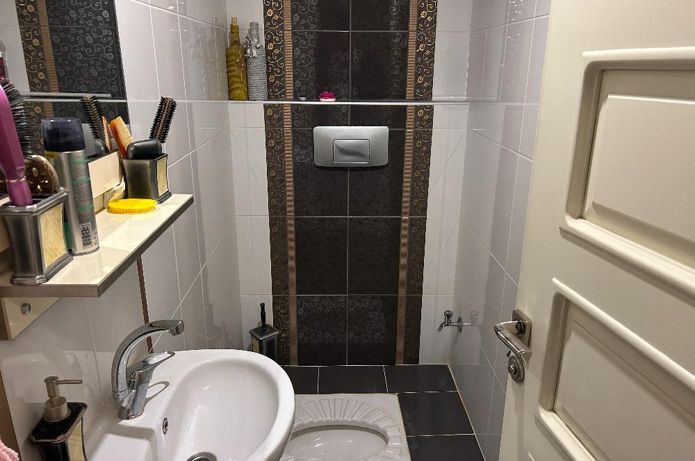 Atatürk Bulvarı'nda Deniz & Liman Manzaralı Lüks Daire