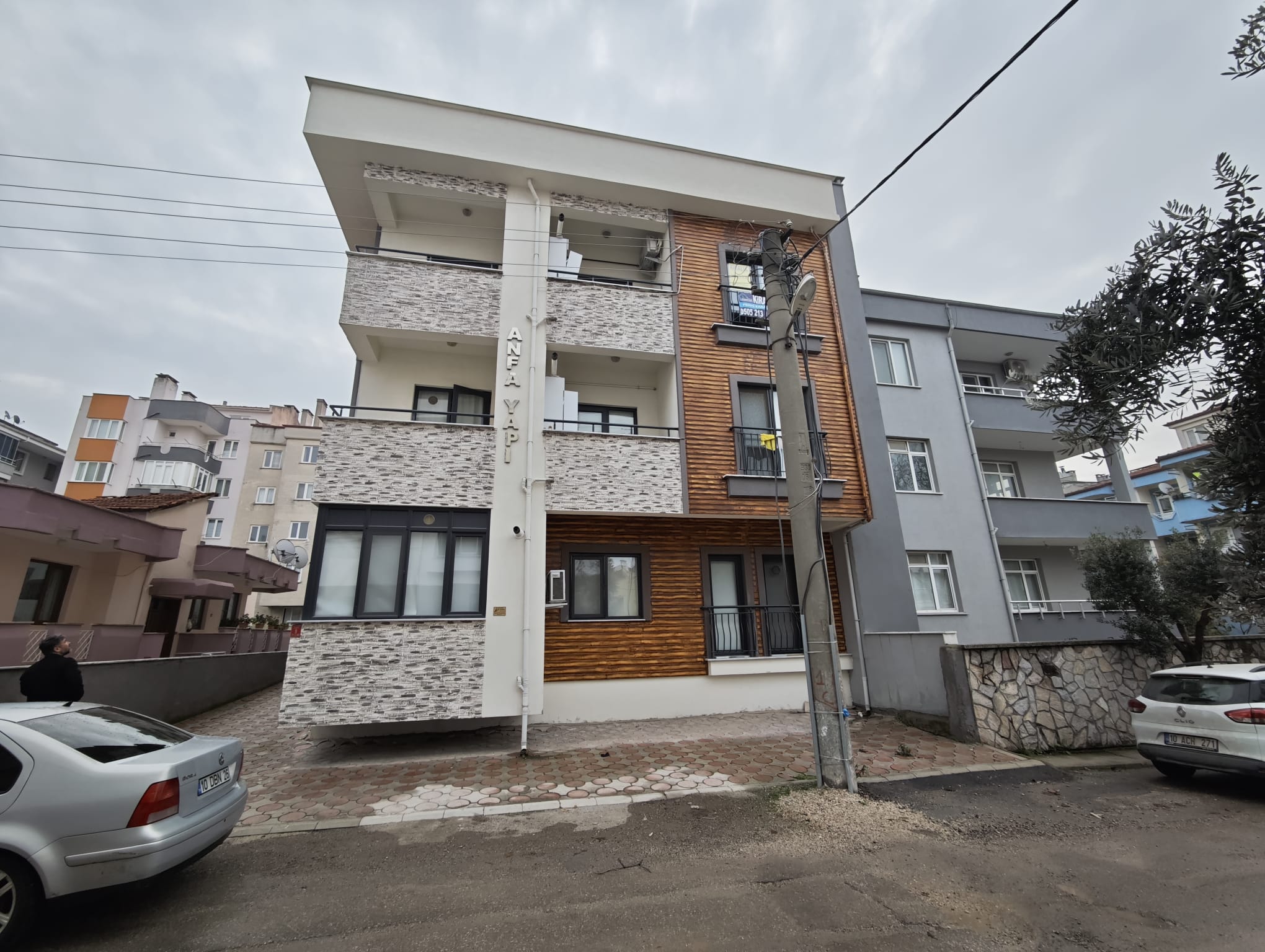 CENTURY 21 BAL'DAN  BAHÇELİEVLER MAHALLESİNDE DUBLEKS  SATILIK 2+1 DAİRE