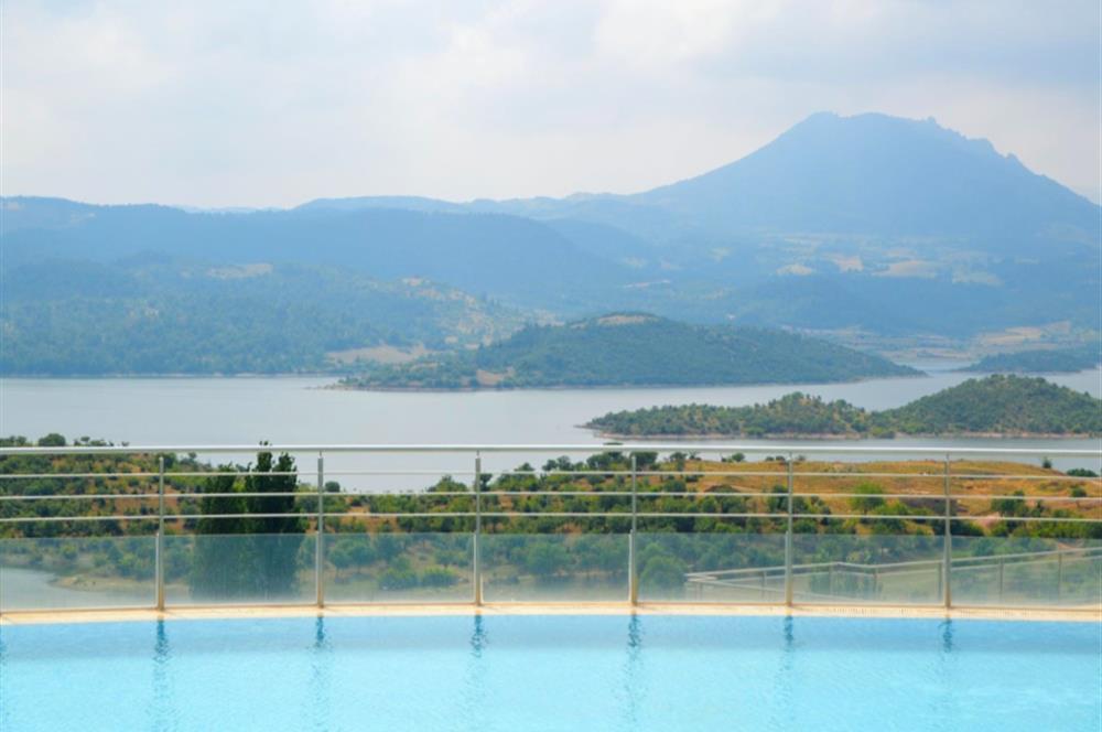 C21 BAL'DAN LAGUNA'DA TAPULU KIRMIZI DÖNEM SATILIK 1+1 DEVREMÜLK