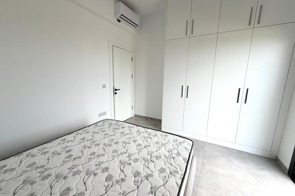 Girne Karaoğlanoğlu Full Eşyalı ve Havuzlu Sitede Deniz Manzaralı 2+1 Kiralık Daireler