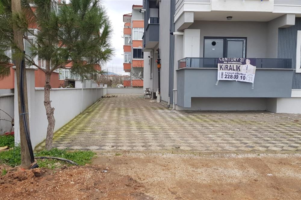 CENTURY 21 Bal'dan Paşaalanı Okullar Bölgesi' nde 1+1 Kiralık Dairealık 