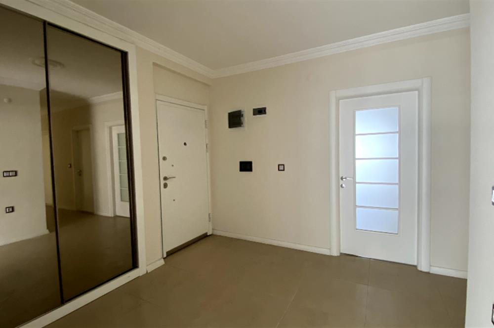 TRABZON YOMRA KAŞÜSTÜ ŞANAEVLERİN'DE SATILIK 3+1 DAİRE