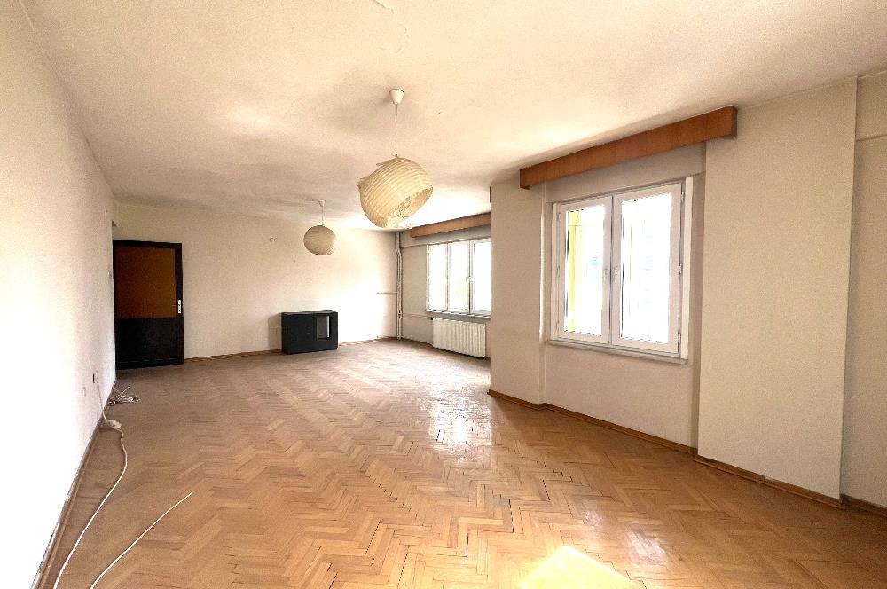 Kozyatağında Satılık Daire 