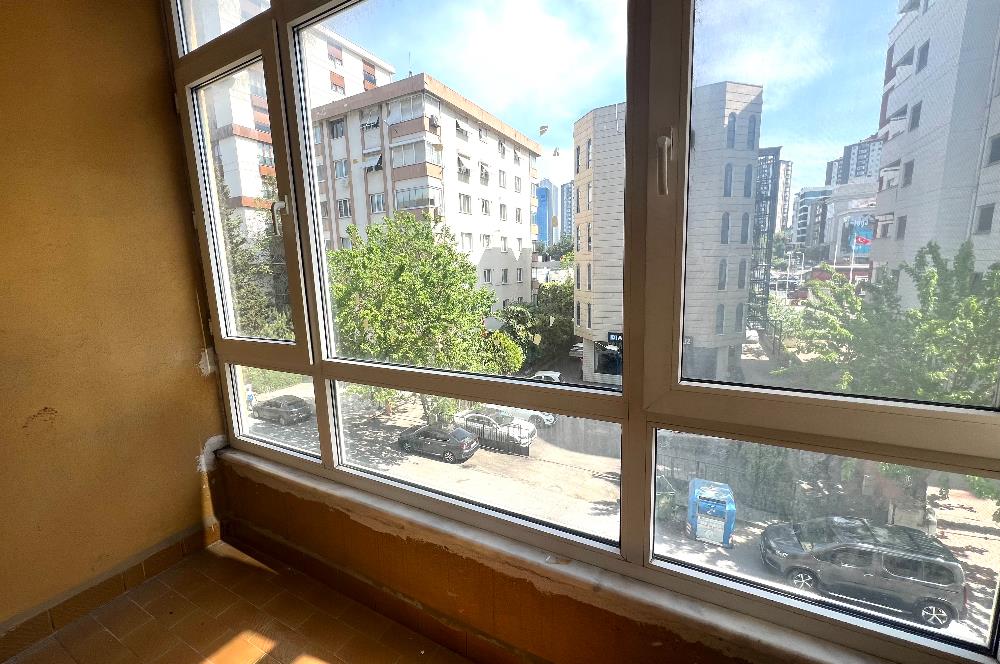 Kozyatağında Satılık Daire 