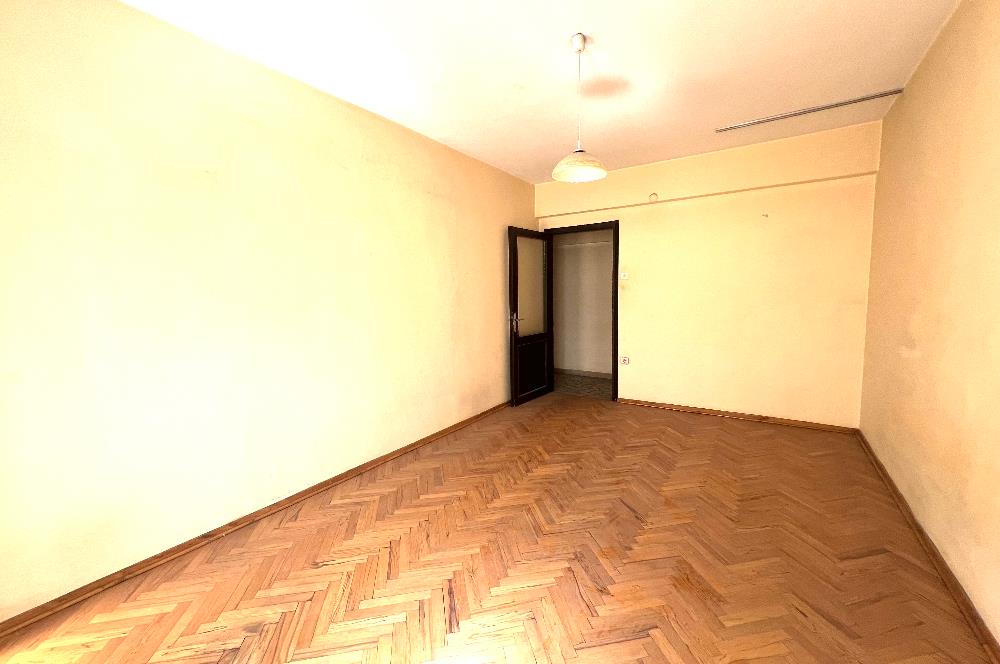 Kozyatağında Satılık Daire 