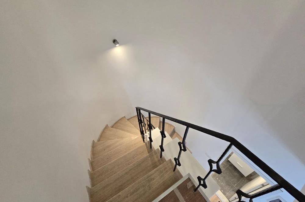 Bodrum Kumbahçe de Deniz Manzaralı Kiralık Dubleks