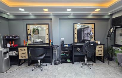 C21 BAL'DAN DEVREN KİRALIK ÇARŞI MERKEZ'DE KUAFÖR SALONU