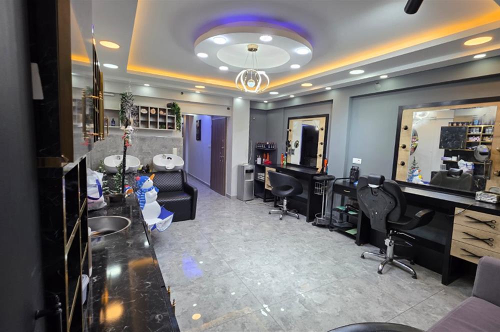 C21 BAL'DAN DEVREN KİRALIK ÇARŞI MERKEZ'DE KUAFÖR SALONU