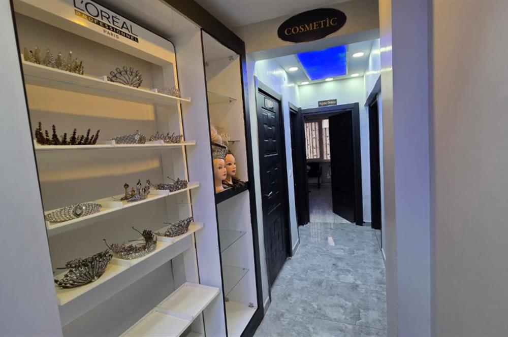 C21 BAL'DAN DEVREN KİRALIK ÇARŞI MERKEZ'DE KUAFÖR SALONU