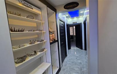 C21 BAL'DAN DEVREN KİRALIK ÇARŞI MERKEZ'DE KUAFÖR SALONU