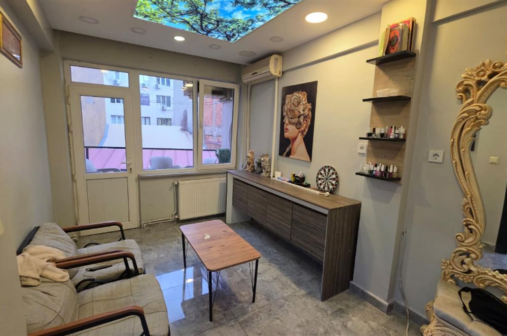 C21 BAL'DAN DEVREN KİRALIK ÇARŞI MERKEZ'DE KUAFÖR SALONU