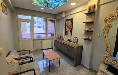 C21 BAL'DAN DEVREN KİRALIK ÇARŞI MERKEZ'DE KUAFÖR SALONU