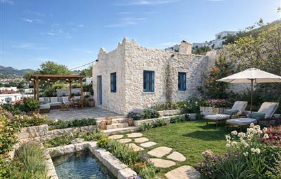 DEREKÖY’ÜN KALBİNDE | KÖY İÇİNDE 100 YILLIK HAKİKİ SATILIK TAŞ EV