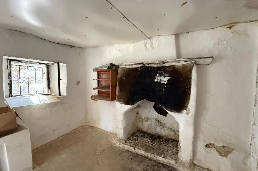 DEREKÖY’ÜN KALBİNDE | KÖY İÇİNDE 100 YILLIK HAKİKİ SATILIK TAŞ EV