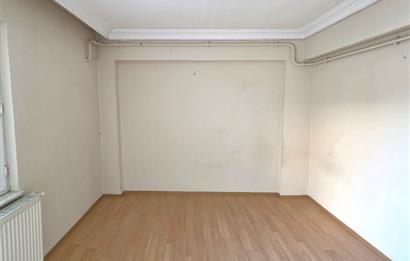 C21 Cius; Caddeye Cephe Teraslı Dükkan Üstü 3+1 Kiralık Daire