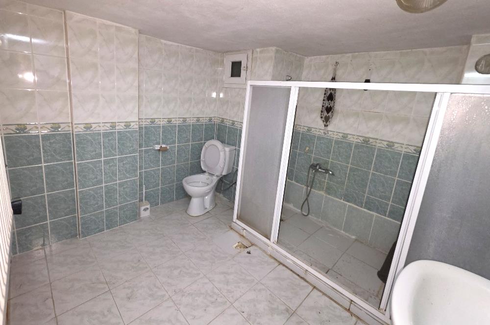 C21 Cius; Caddeye Cephe Teraslı Dükkan Üstü 3+1 Kiralık Daire