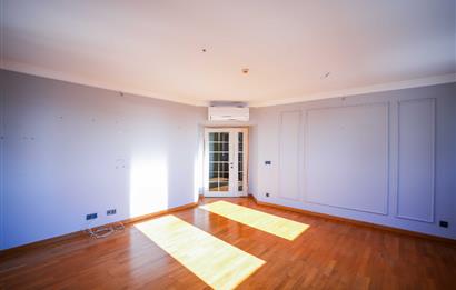 BAYTUR KONUTLARINDA 3+1 DENİZ MANZARALI BOŞ SATILIK DAİRE