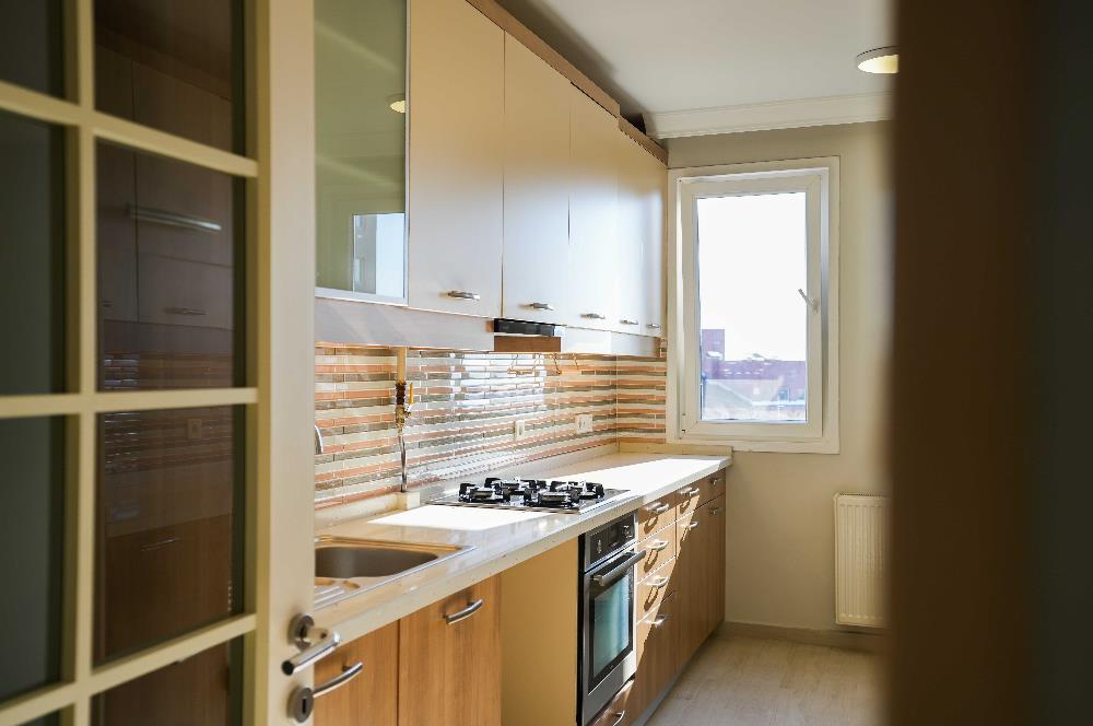 BAYTUR KONUTLARINDA 3+1 DENİZ MANZARALI BOŞ SATILIK DAİRE