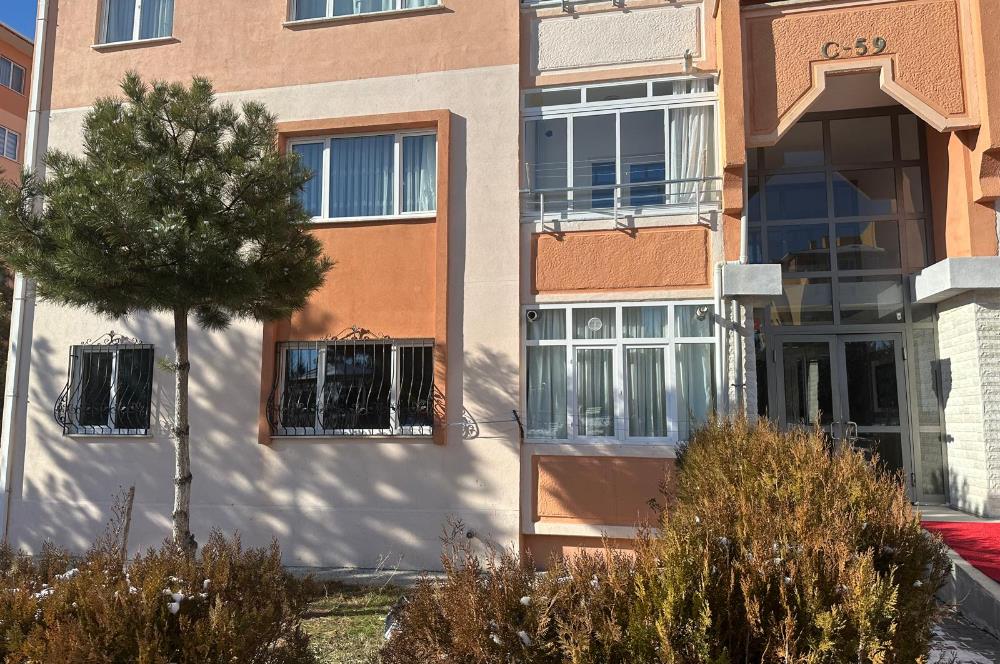 Gölbaşı TOKİ Zirve Konutları’nda 3+1 Giriş Kat Kiralık Daire