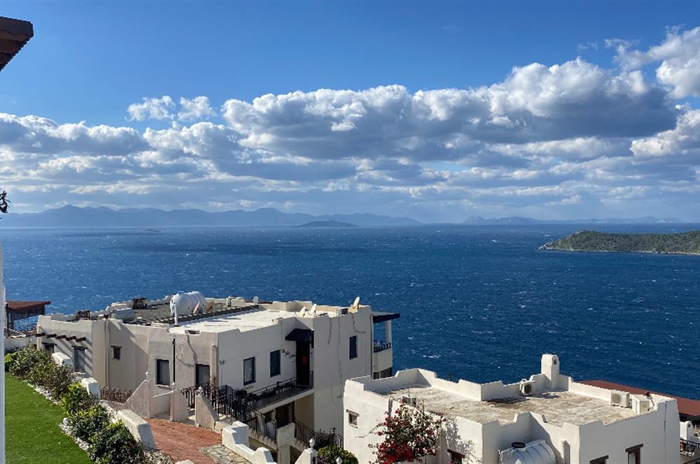Bodrum Koyunbaba Deniz Manzaralı Havuzlu Villa