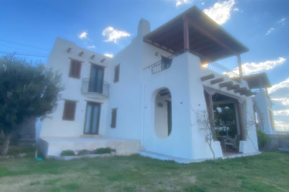 Bodrum Koyunbaba Deniz Manzaralı Havuzlu Villa