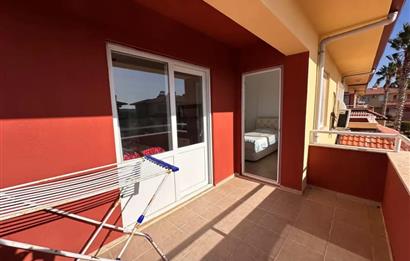 DENİZE SIFIR SİTEDE SATILIK 3+1 EŞYALI VİLLA