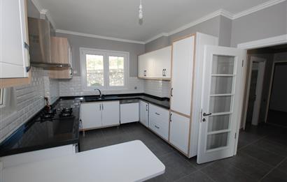 Uskumruköy Elit Site'de Şerefiyesi Yüksek Satılık İkiz Villa