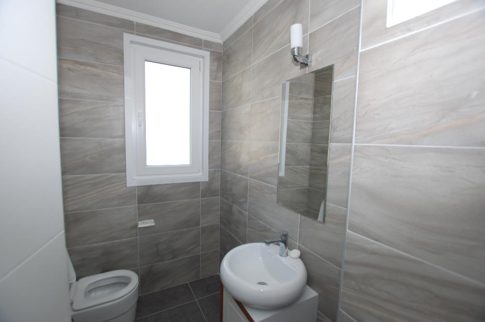 Uskumruköy Elit Site'de Şerefiyesi Yüksek Satılık İkiz Villa