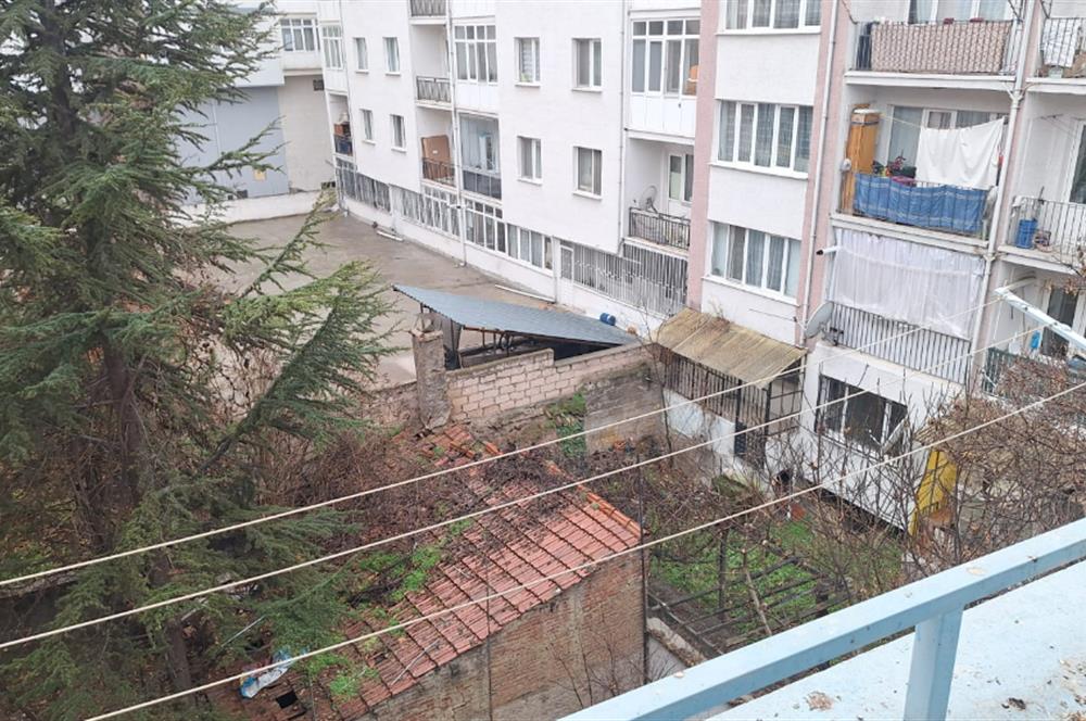 CENTURY 21 VİZYON'DAN AKARBAŞIN’DA SATILIK 2+1 DAİRE