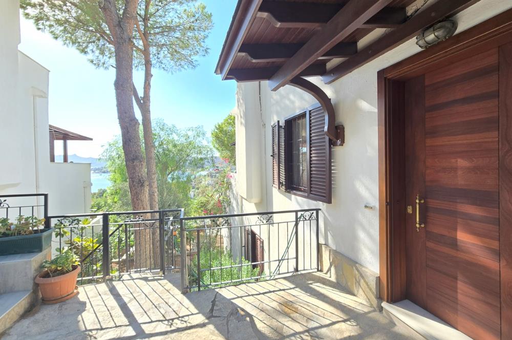 Bodrum-Bitez 3+1 deniz manzaralı satılık dubleks villa