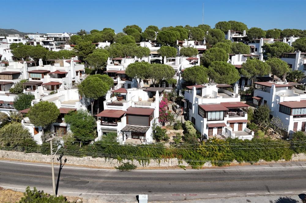 Bodrum-Bitez 3+1 deniz manzaralı satılık dubleks villa