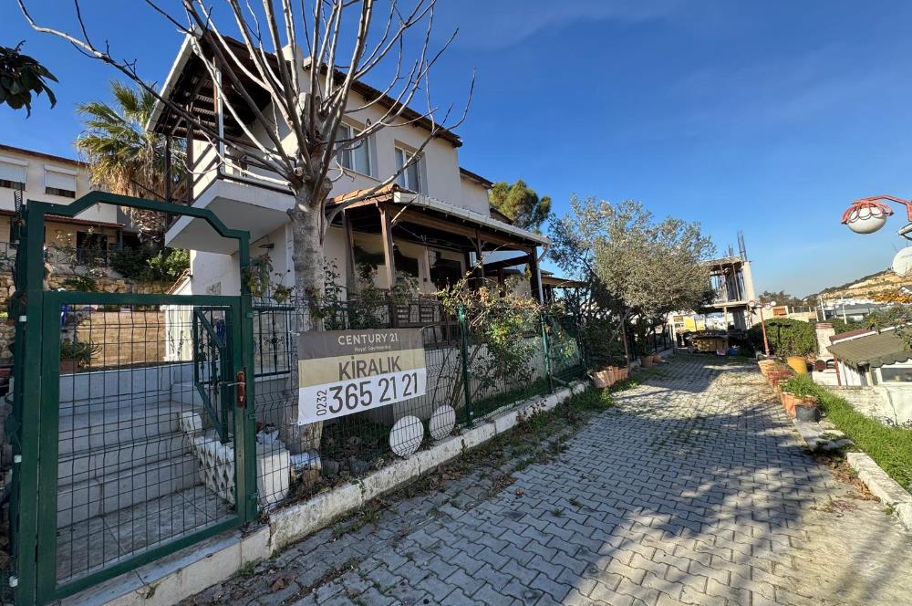 Aliağa Çakmaklı'da Site İçerisinde Kiralık 2+1 Müstakil Ev