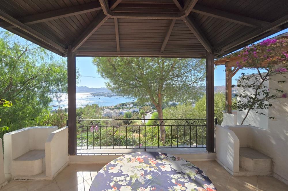 Bodrum-Bitez 3+1 deniz manzaralı satılık dubleks villa