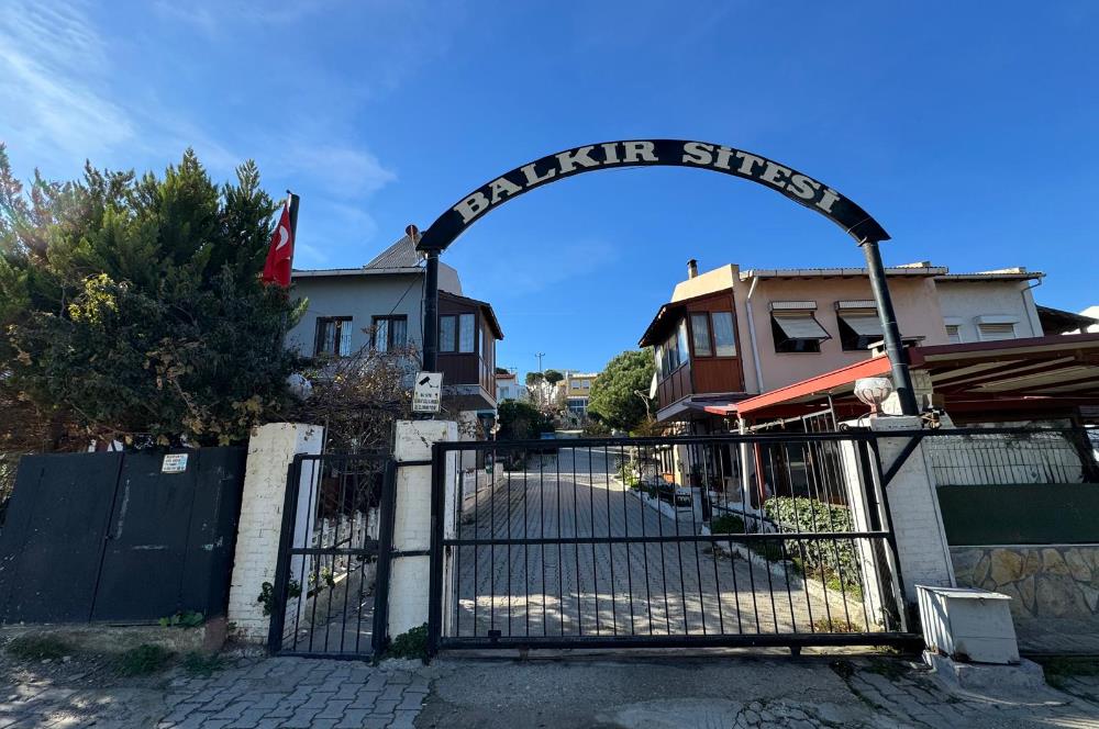 Aliağa Çakmaklı'da Site İçerisinde Kiralık 2+1 Müstakil Ev