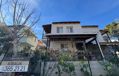 Aliağa Çakmaklı'da Site İçerisinde Kiralık 2+1 Müstakil Ev